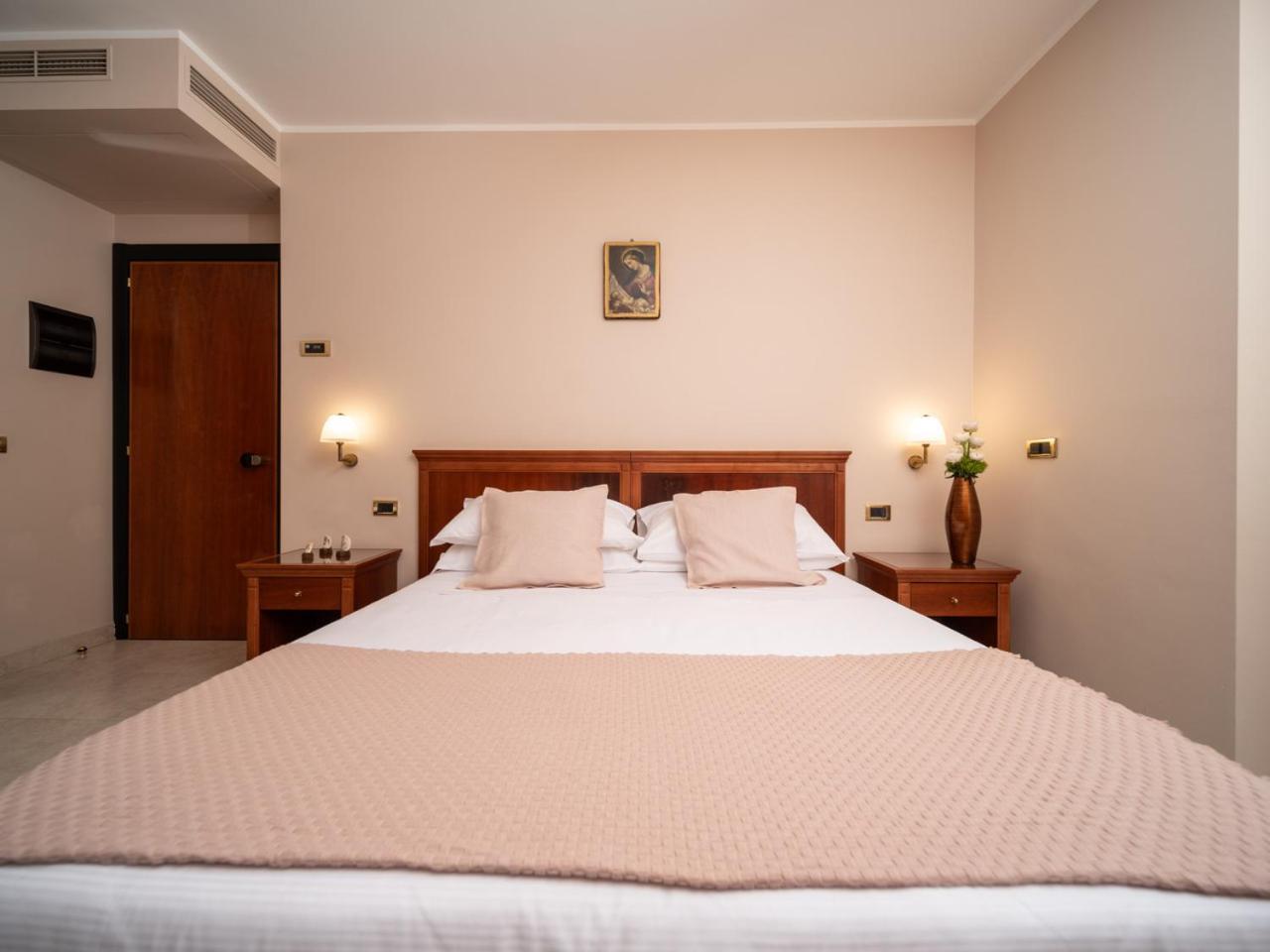 Hotel San Pio San Giovanni Rotondo Dış mekan fotoğraf